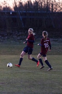 Bild 109 - wBJ Krummesser SV - Holstein Kiel : Ergebnis: 0:3